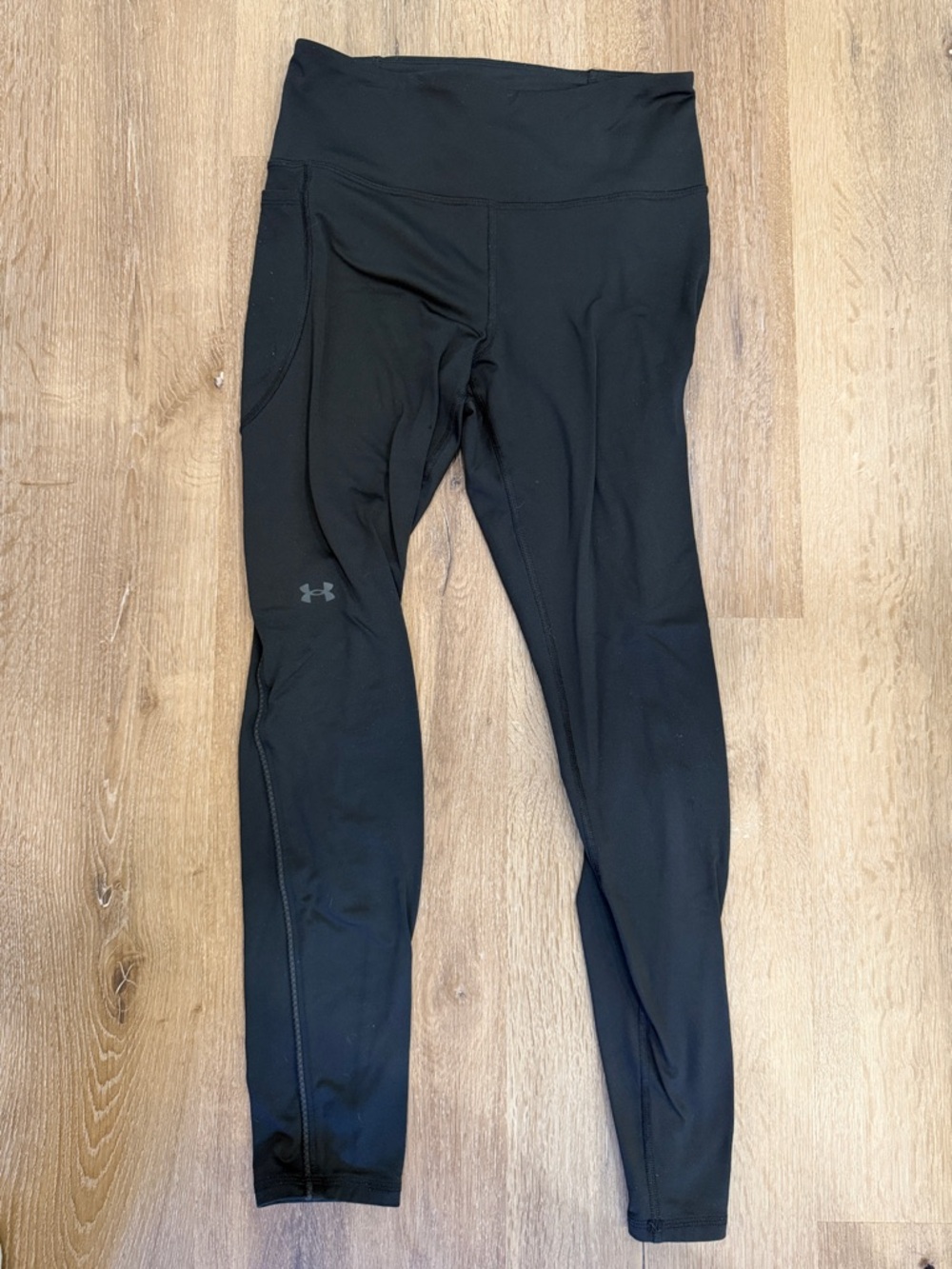 Under Armour Black High-Waist Cold Gear Compression Fleece Leggings. Medium